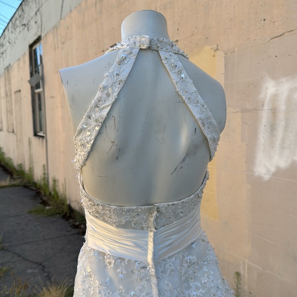 New with Tag Simply Bridal Wedding Gown with Train Size 2 - Picture 4 of 9